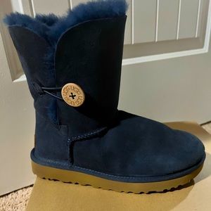 Brand New UGG boots, navy blue, size 8